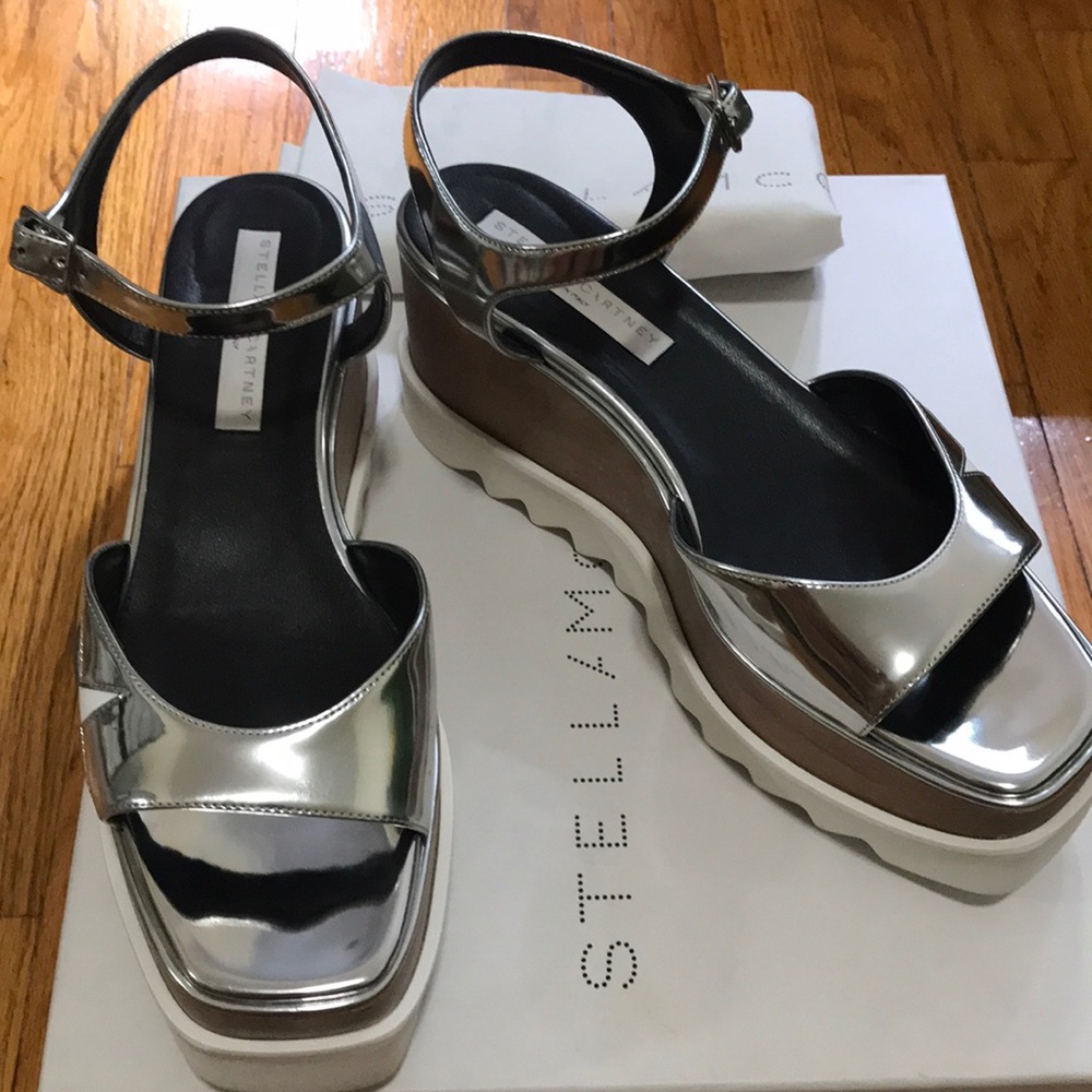 Stella McCartney Elyse Sandals (Indium/White)